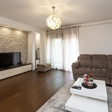 Апартаменты Gulin Ii *
